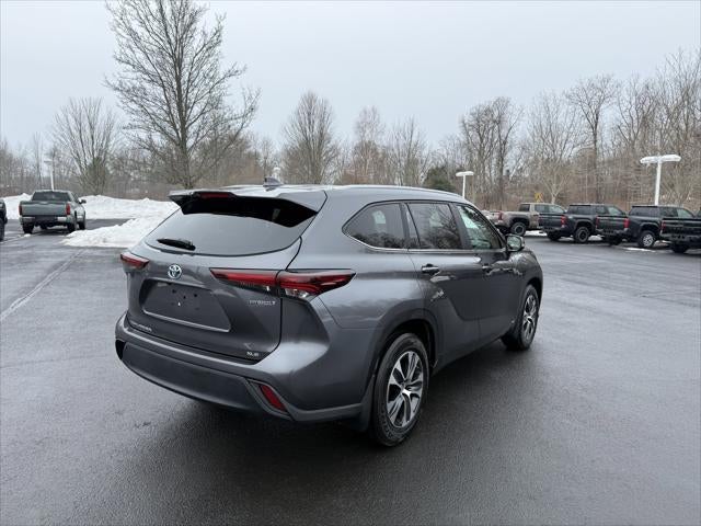 2024 Toyota Highlander Hybrid XLE