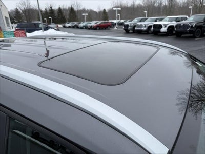 2024 Toyota Highlander Hybrid XLE