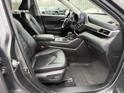 2024 Toyota Highlander Hybrid XLE