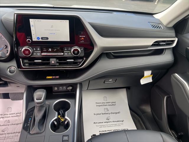 2026 Toyota Highlander Hybrid XLE