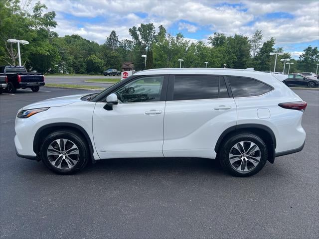 2026 Toyota Highlander Hybrid XLE