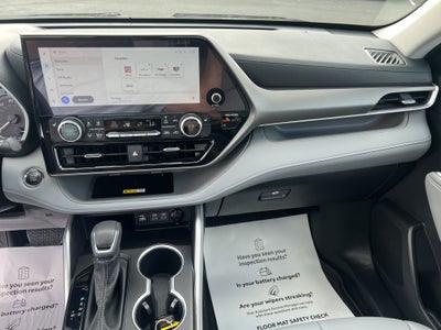 2023 Toyota Highlander XLE