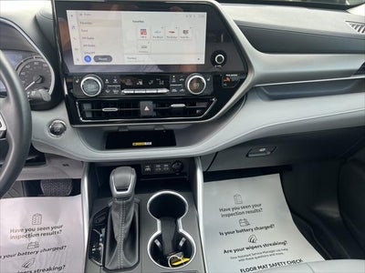 2023 Toyota Highlander XLE