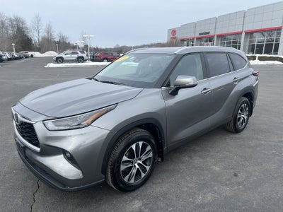 2025 Toyota Highlander XLE