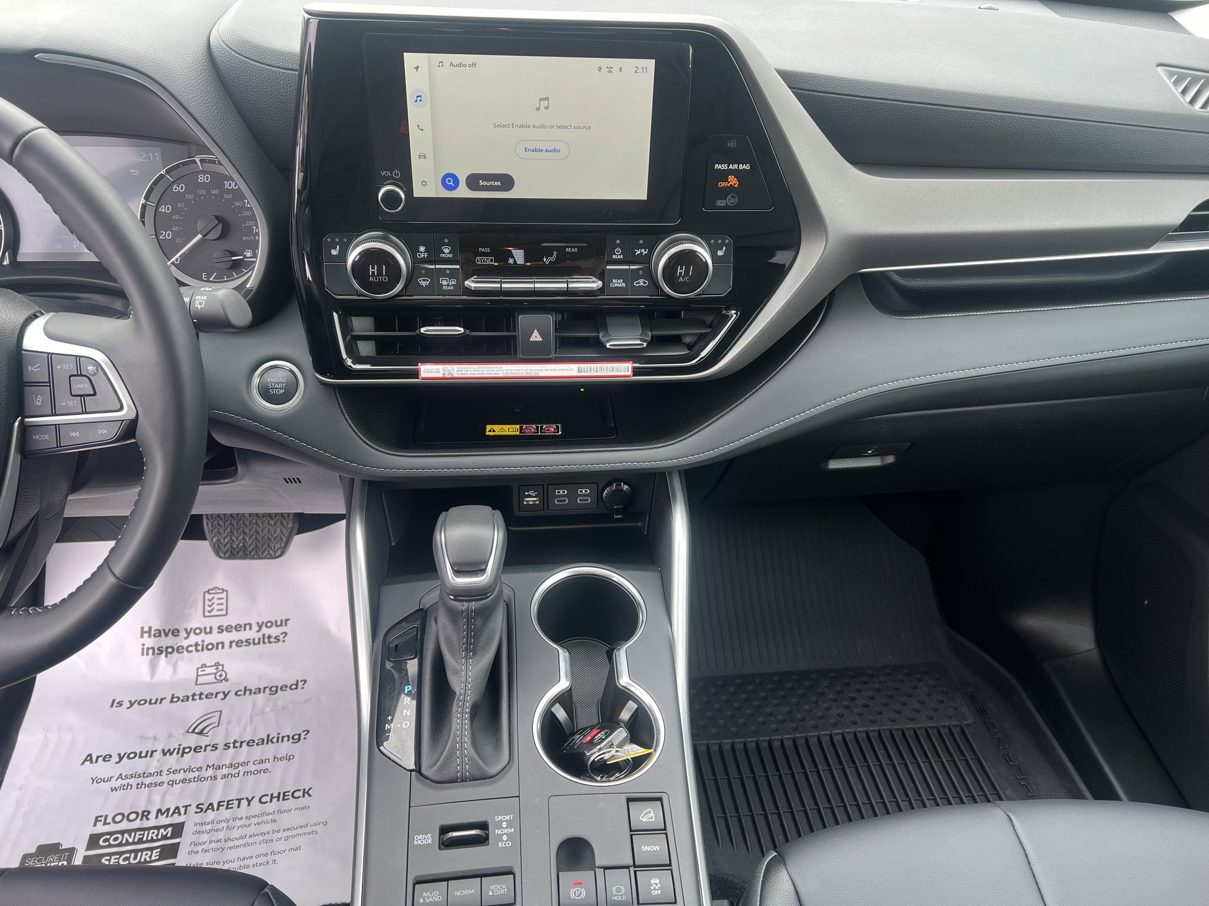 2025 Toyota Highlander XLE