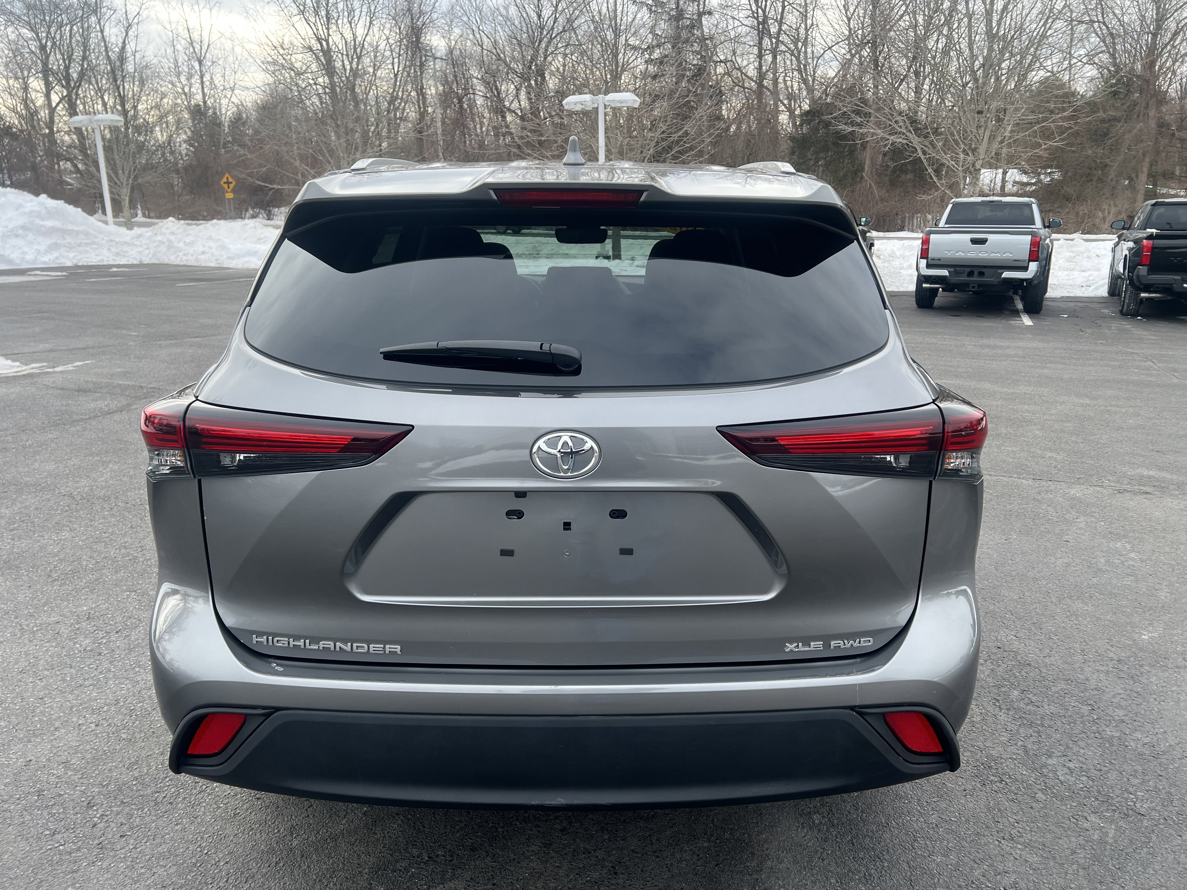 2025 Toyota Highlander XLE