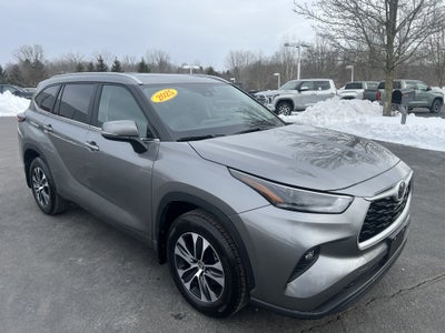 2025 Toyota Highlander XLE