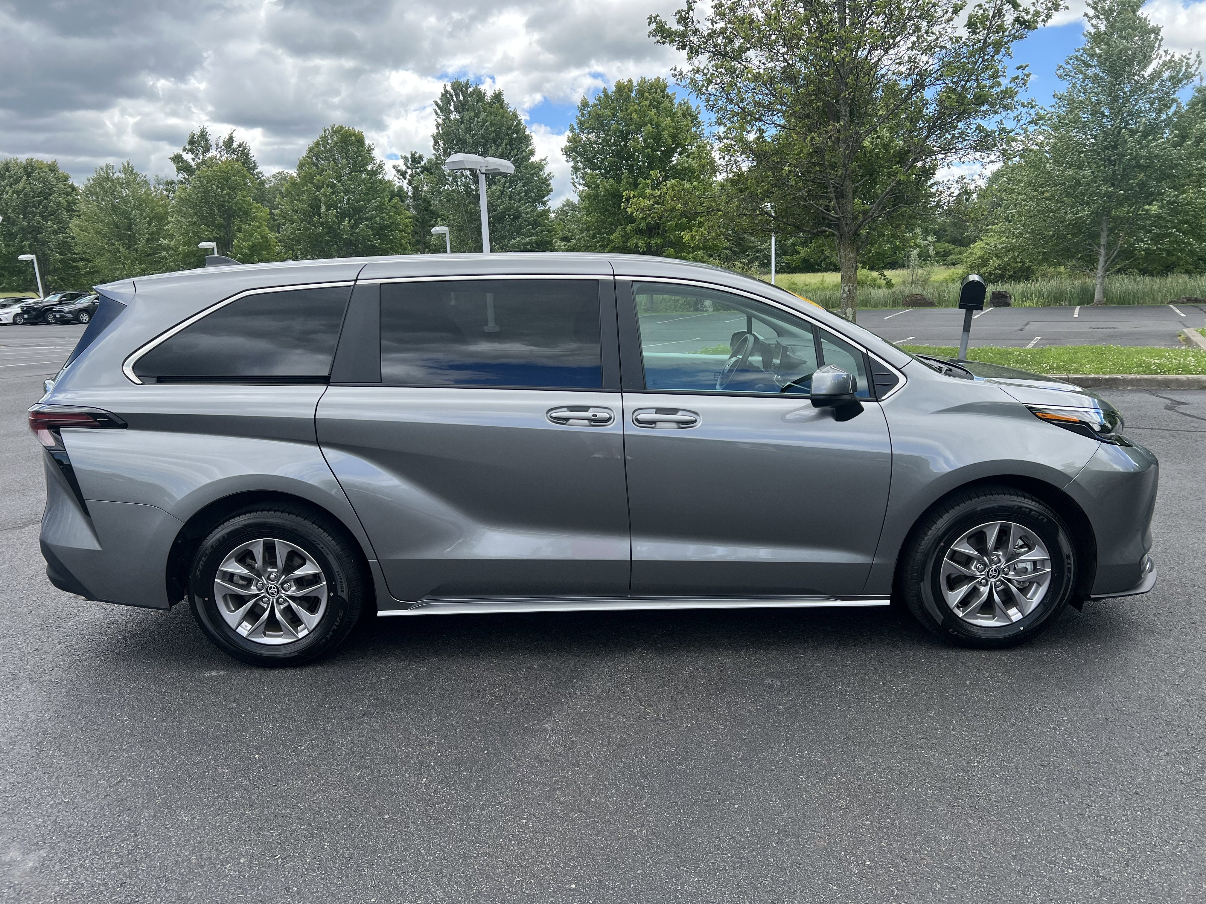 2026 Toyota Sienna LE