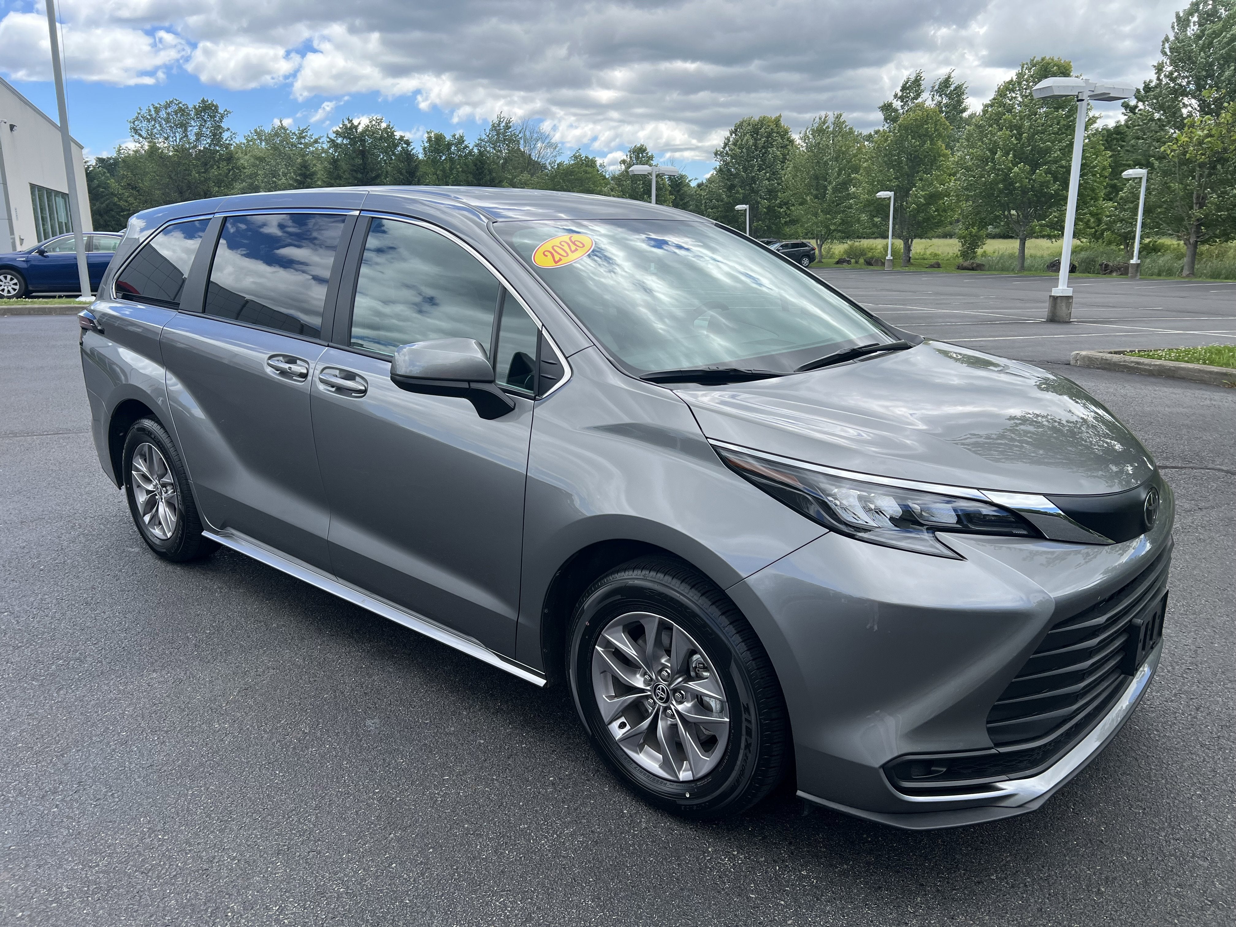 2026 Toyota Sienna LE