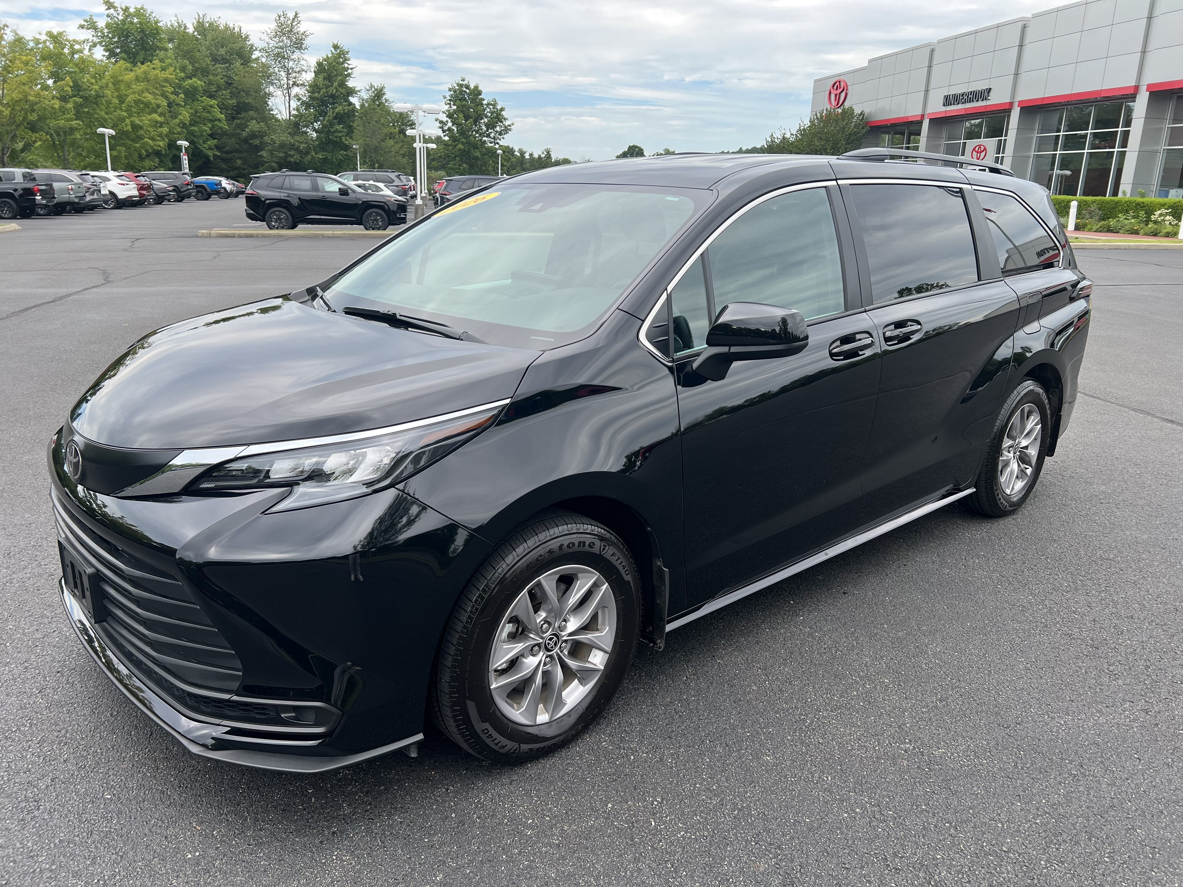 2026 Toyota Sienna LE