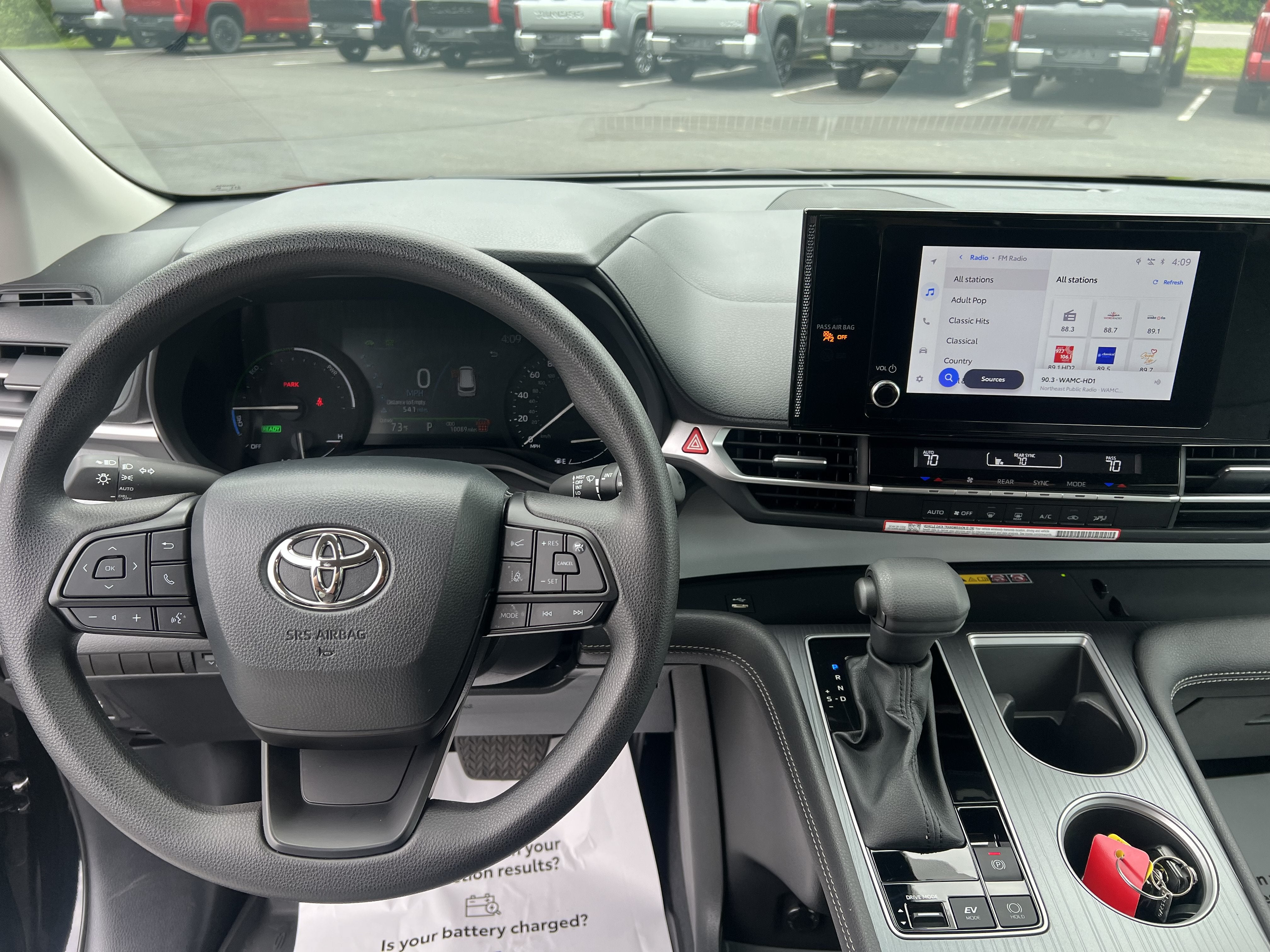 2026 Toyota Sienna LE