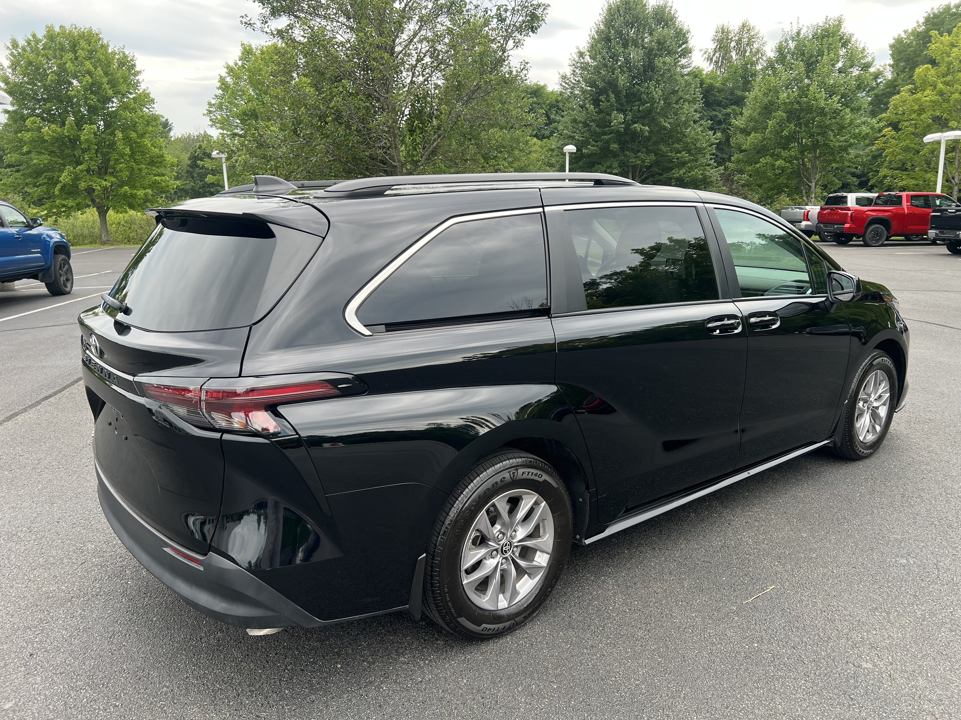 2026 Toyota Sienna LE