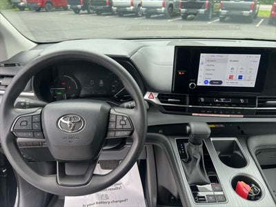 2026 Toyota Sienna LE