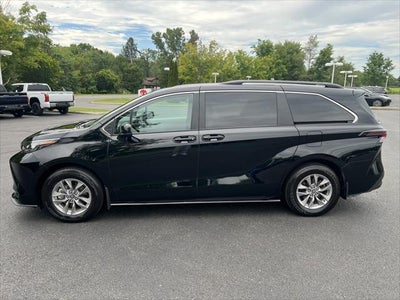 2026 Toyota Sienna LE