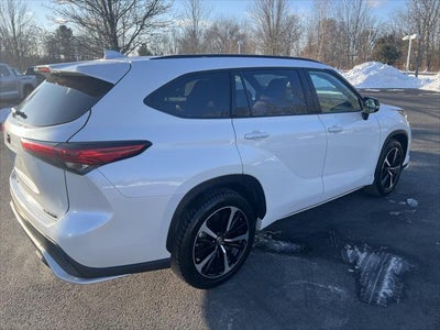 2022 Toyota Highlander XSE