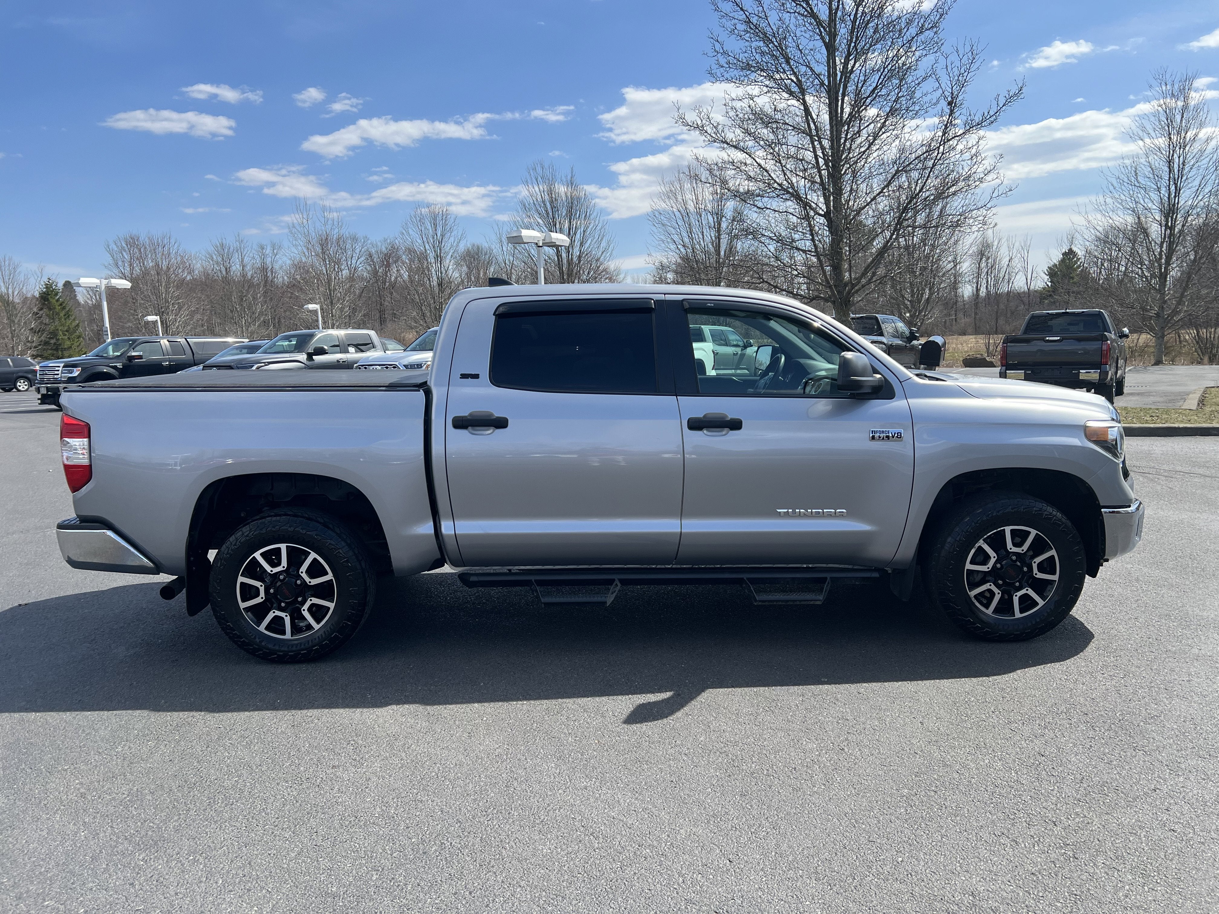 2020 Toyota Tundra 4WD SR5