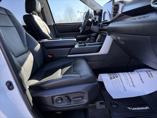 2023 Toyota Tundra 4WD SR5