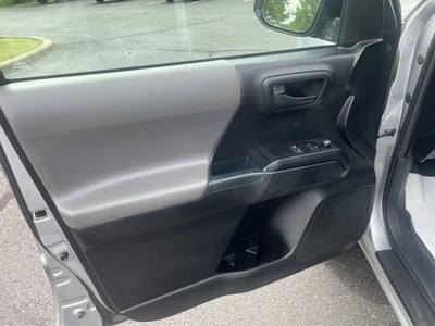 2017 Toyota Tacoma SR