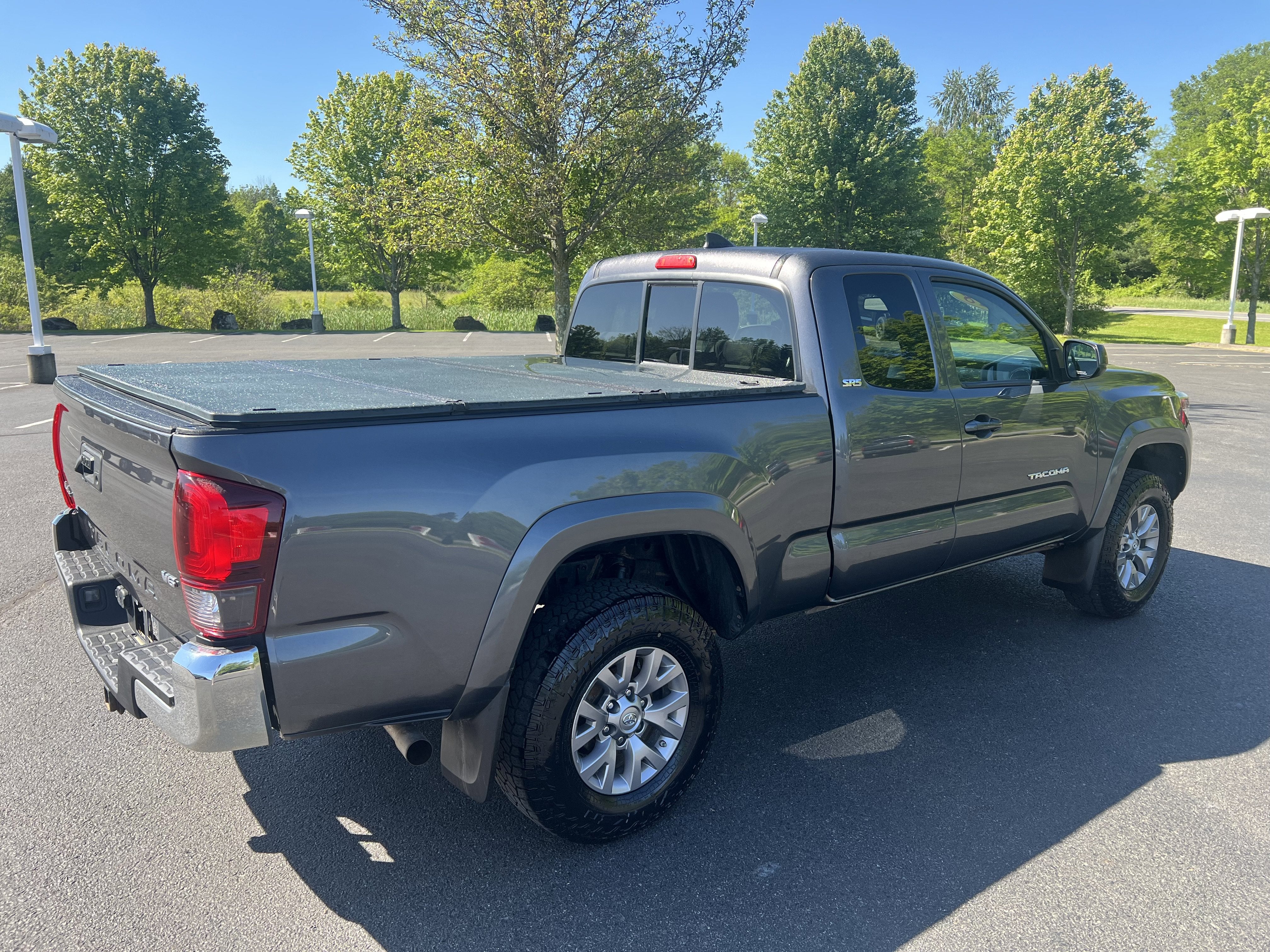 2018 Toyota Tacoma SR5