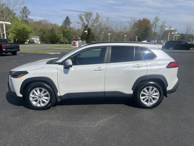 2024 Toyota Corolla Cross LE