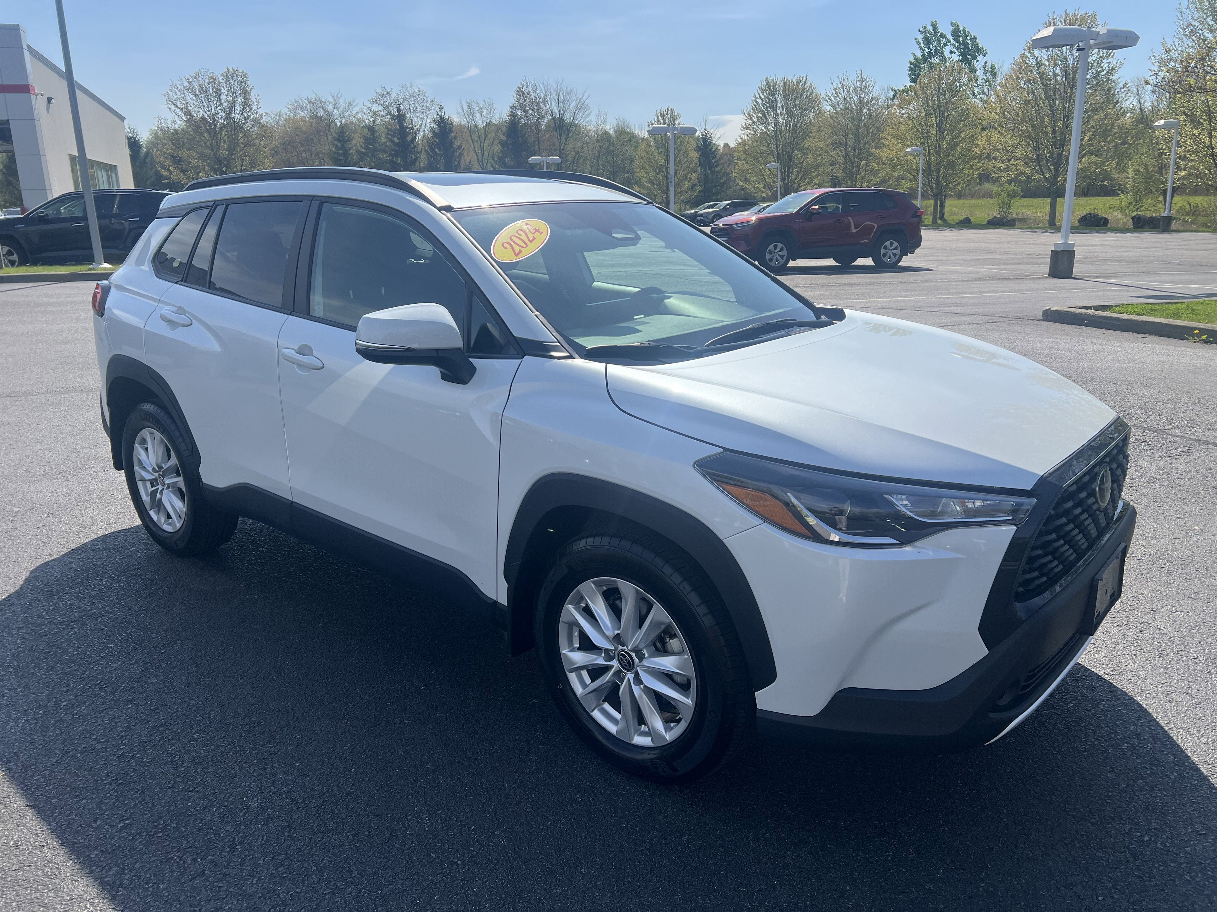 2024 Toyota Corolla Cross LE