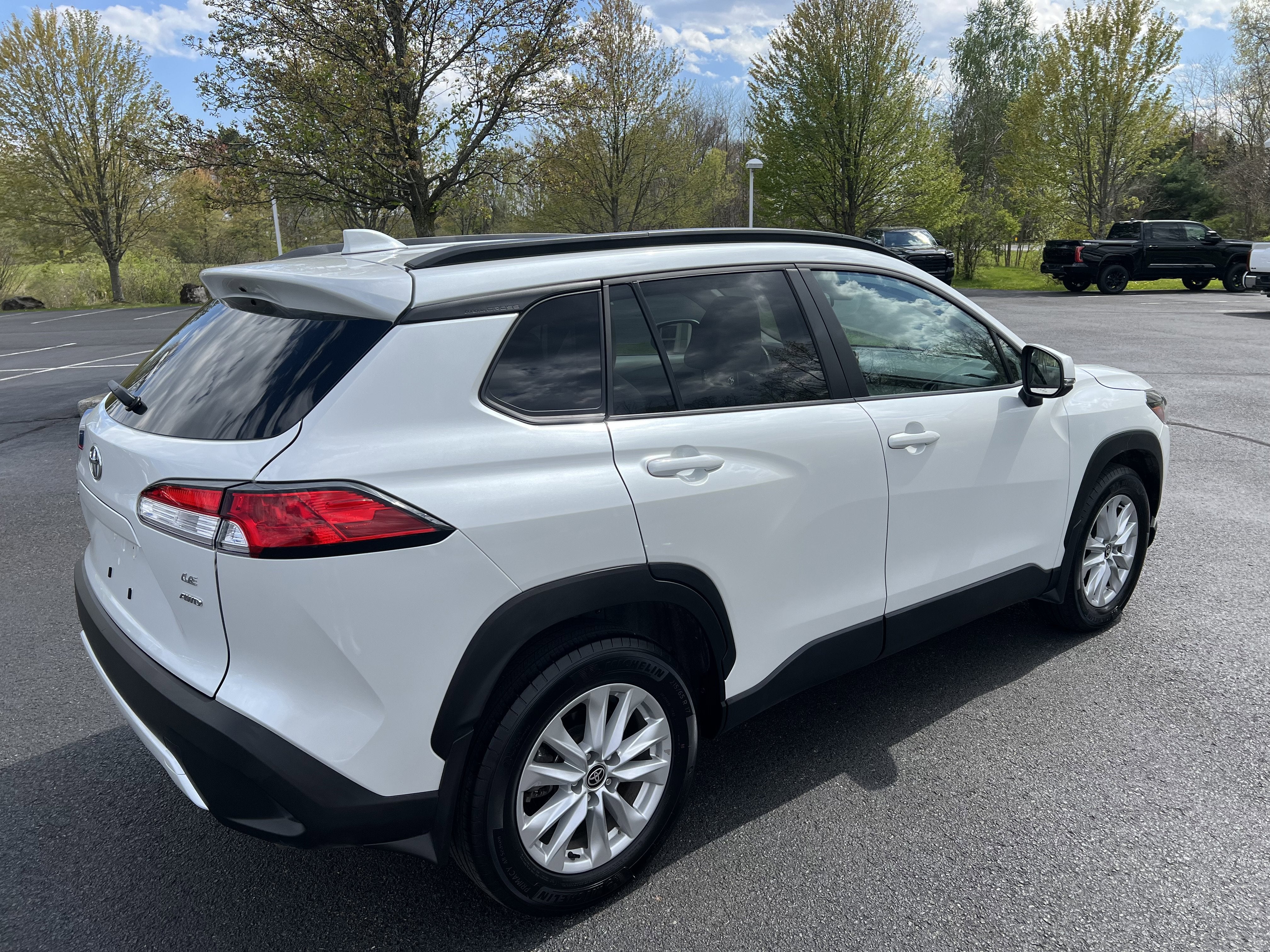 2024 Toyota Corolla Cross LE