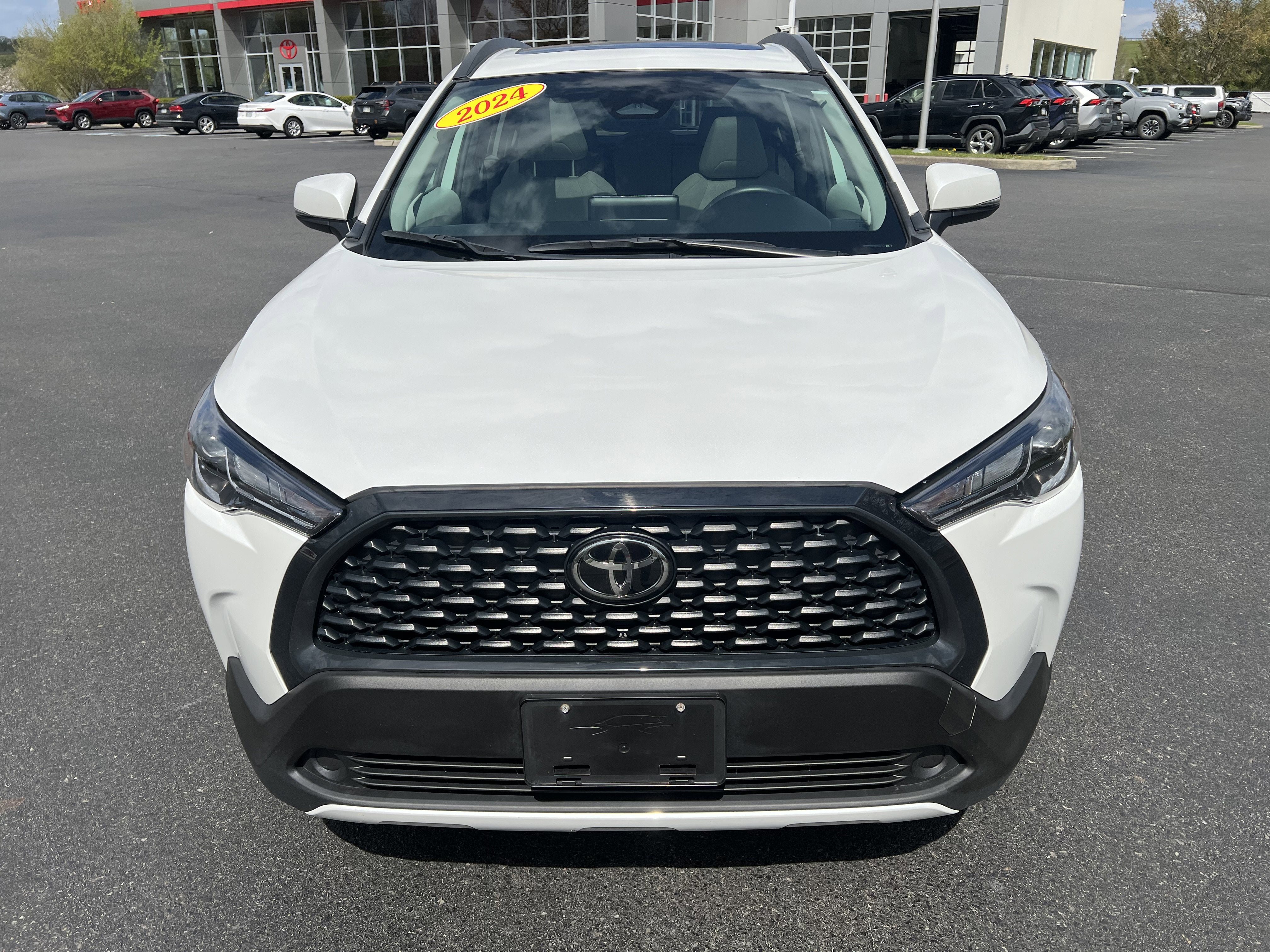 2024 Toyota Corolla Cross LE