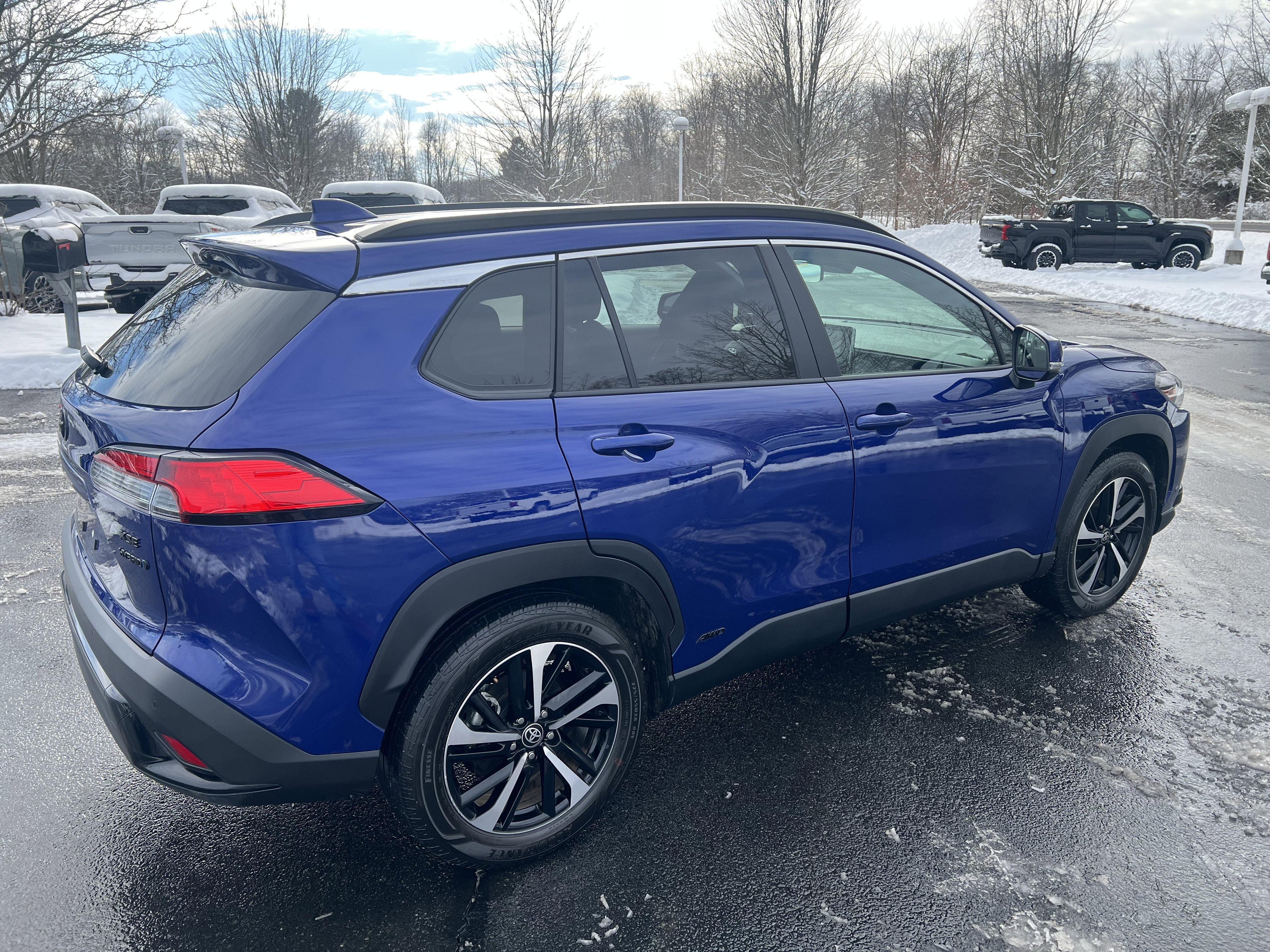 2024 Toyota Corolla Cross Hybrid XSE