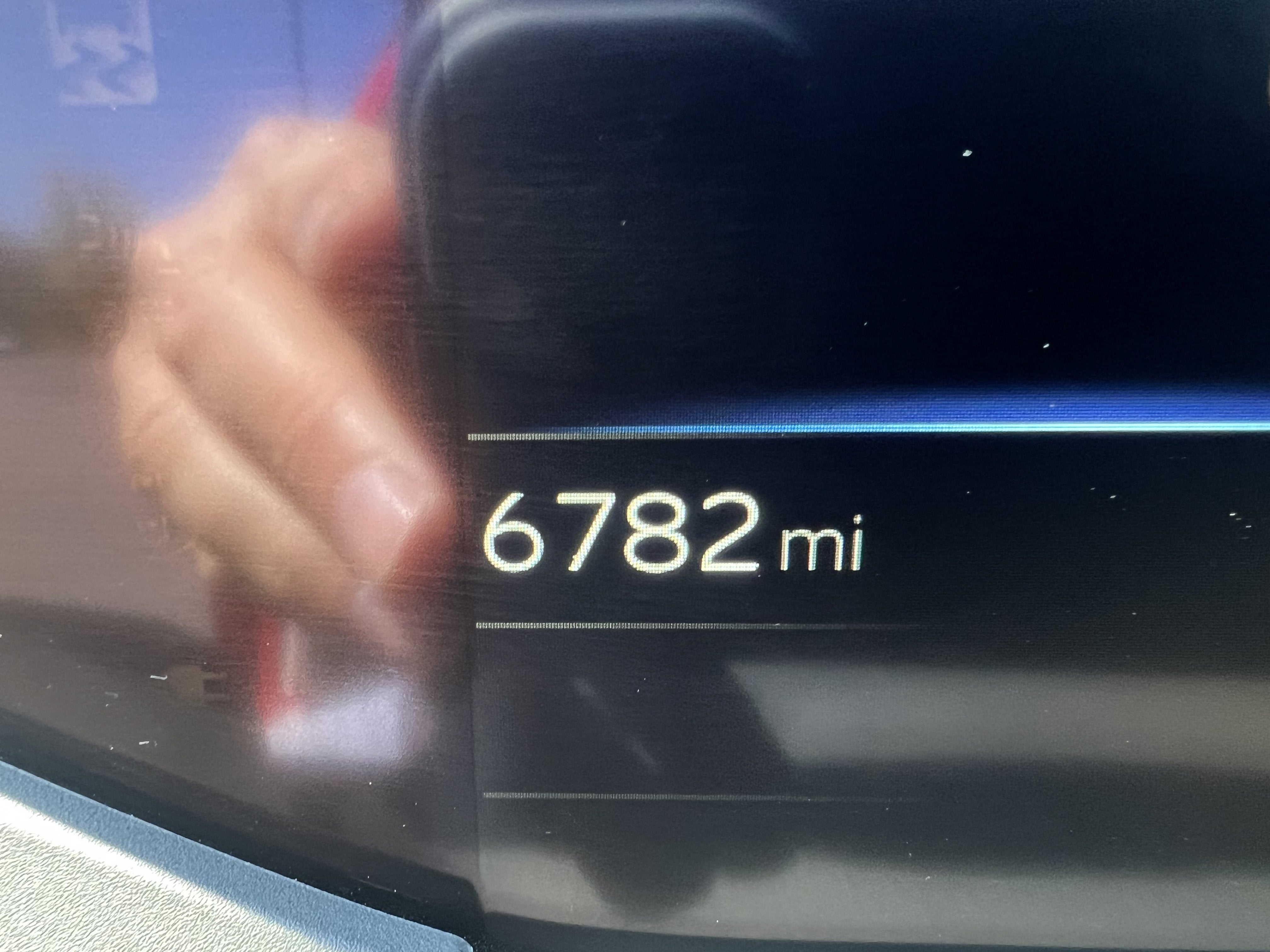 2025 Toyota Prius Plug-In Hybrid SE