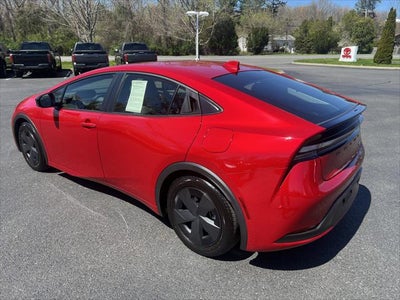 2025 Toyota Prius Plug-In Hybrid SE