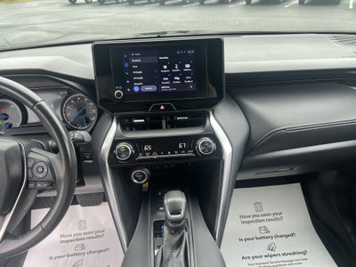 2023 Toyota Venza LE