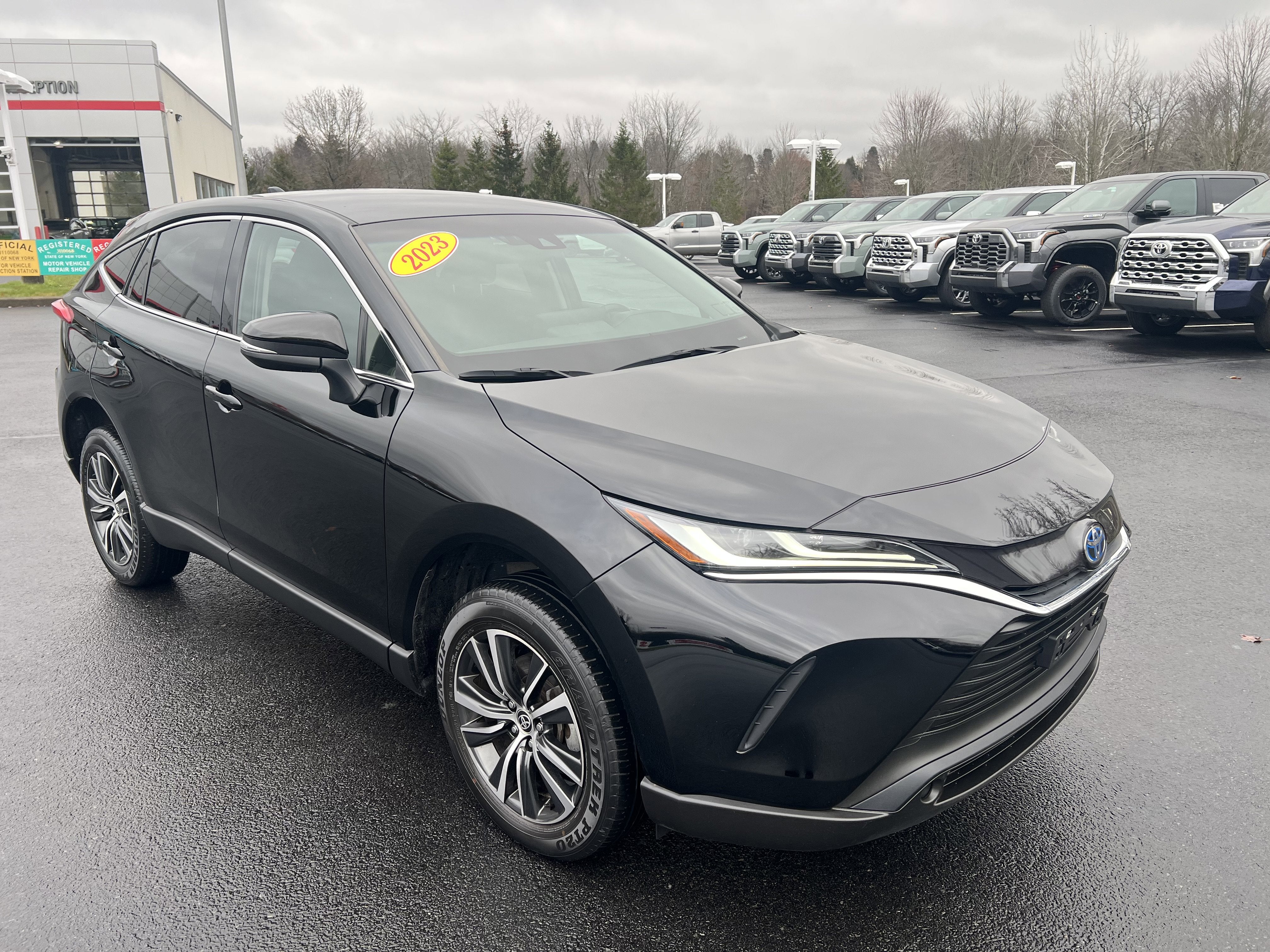 2023 Toyota Venza LE