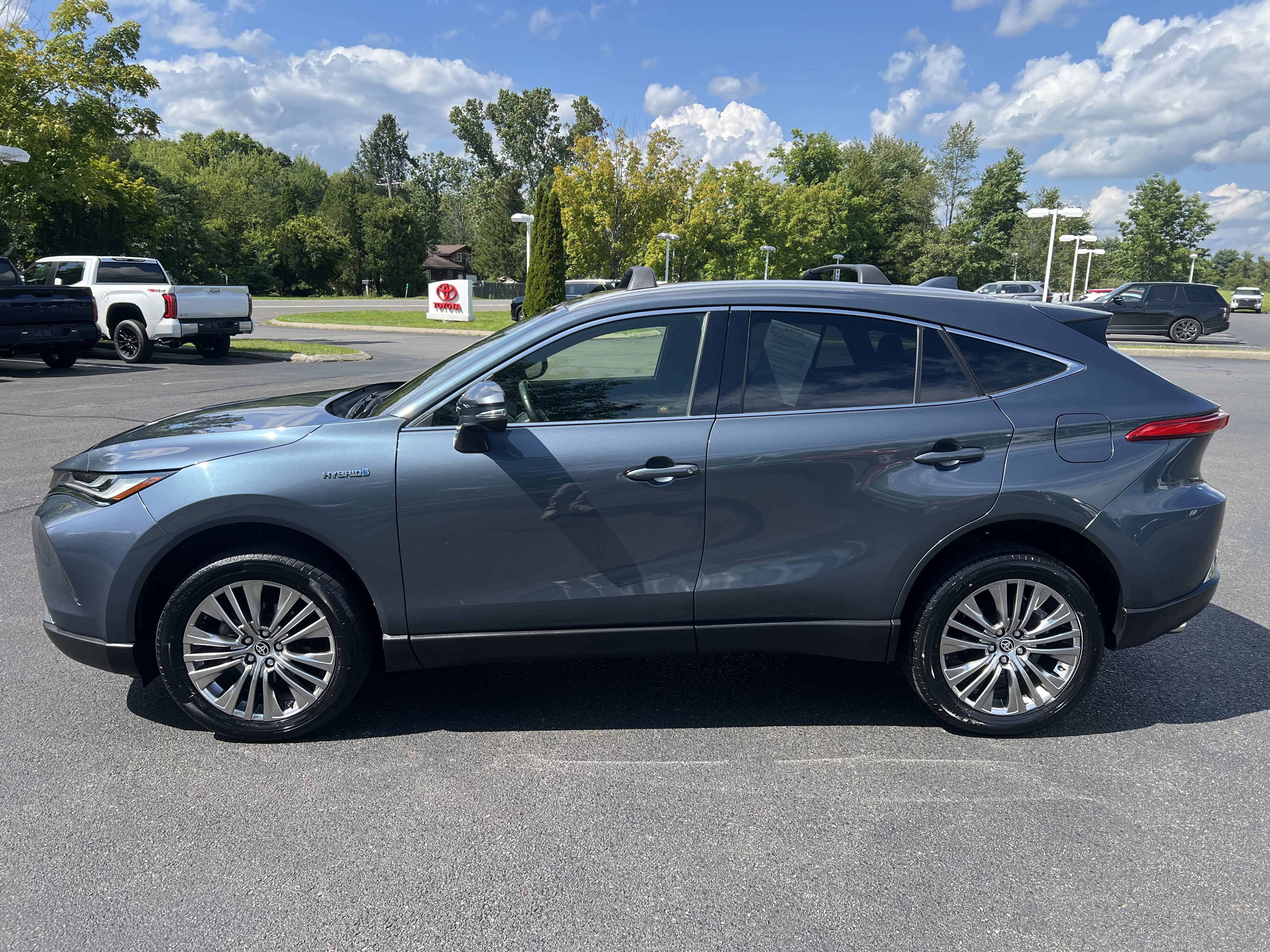 2021 Toyota Venza XLE