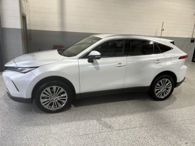 2024 Toyota Venza XLE