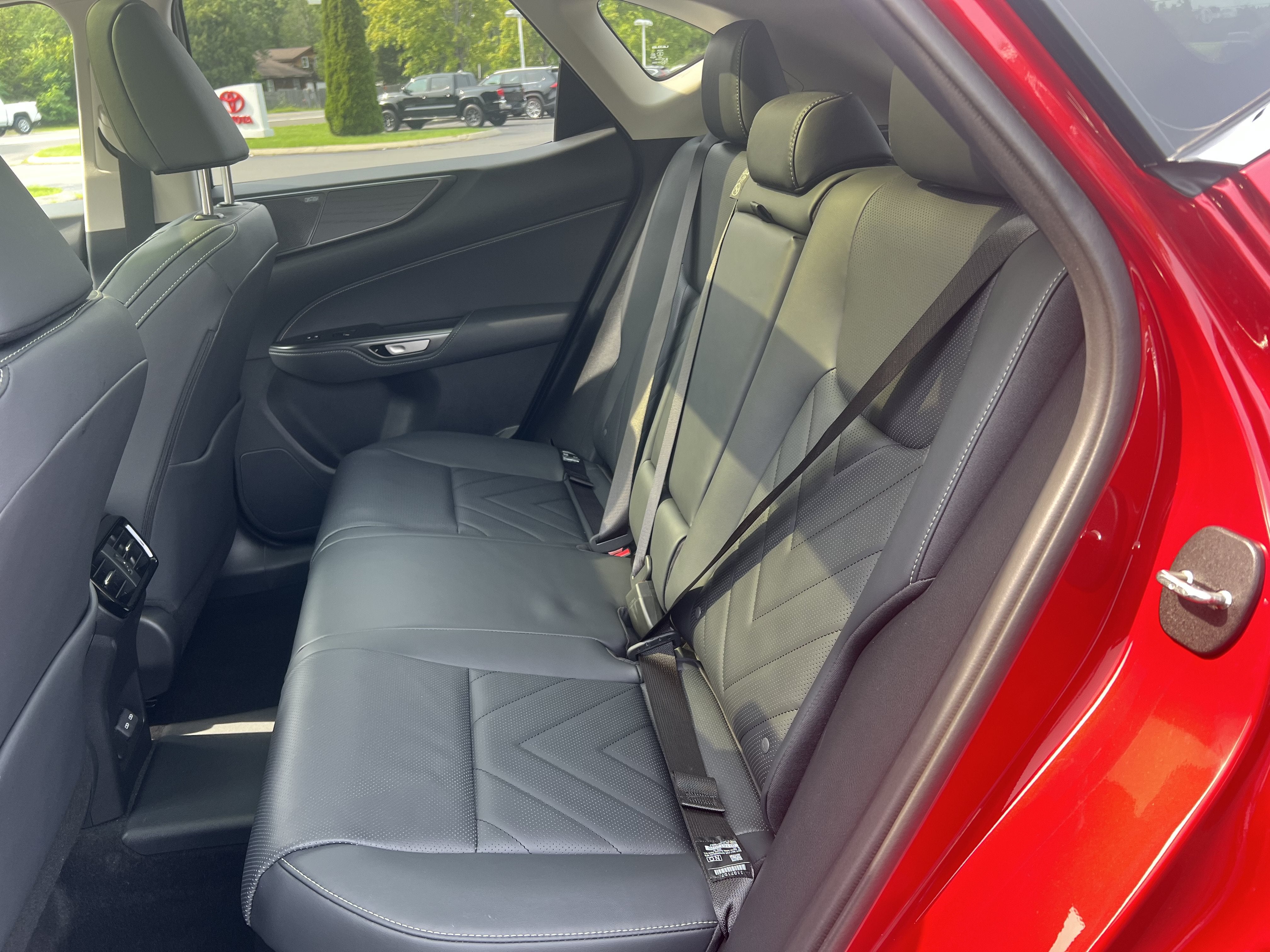 2026 Lexus NX NX 450h+ Luxury