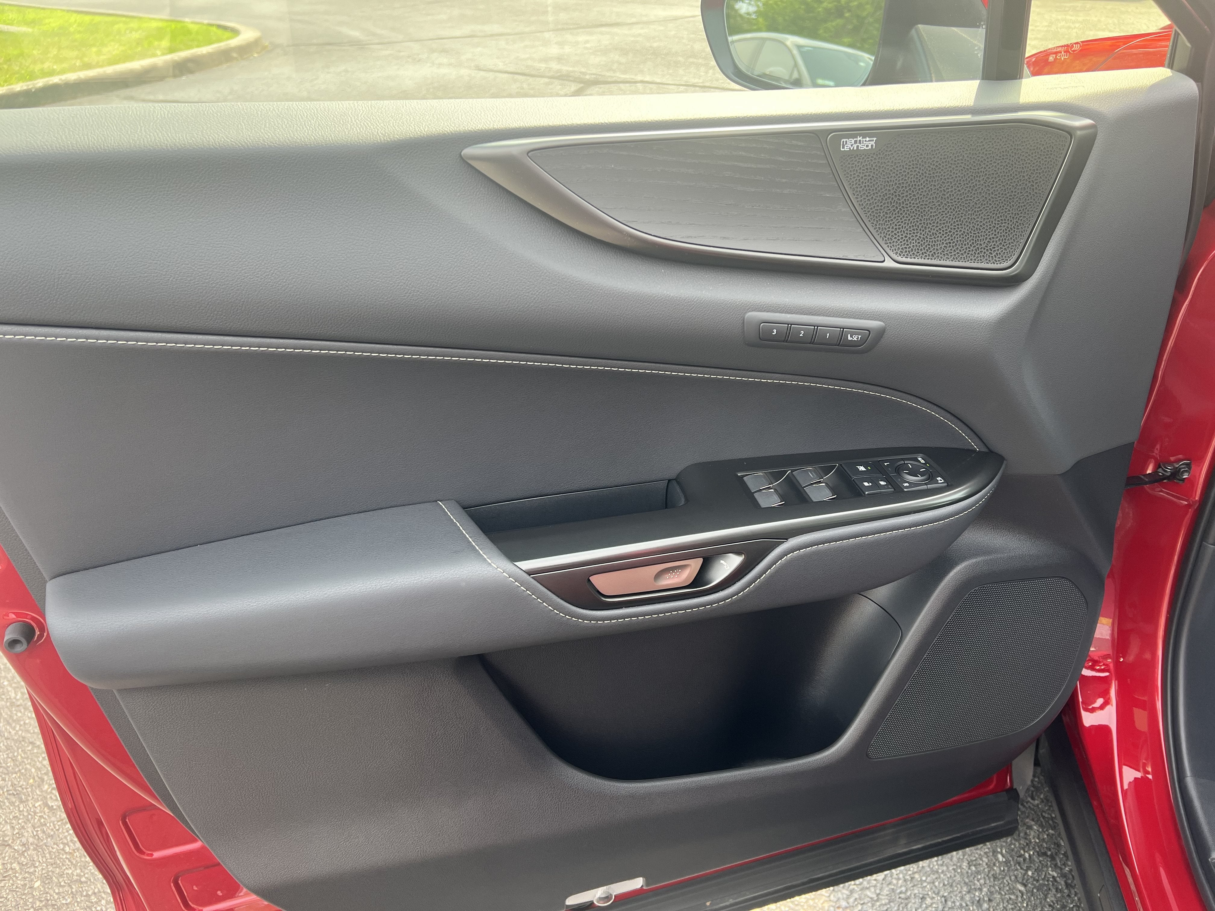 2026 Lexus NX NX 450h+ Luxury