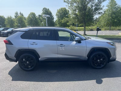 2025 Toyota RAV4 Hybrid SE