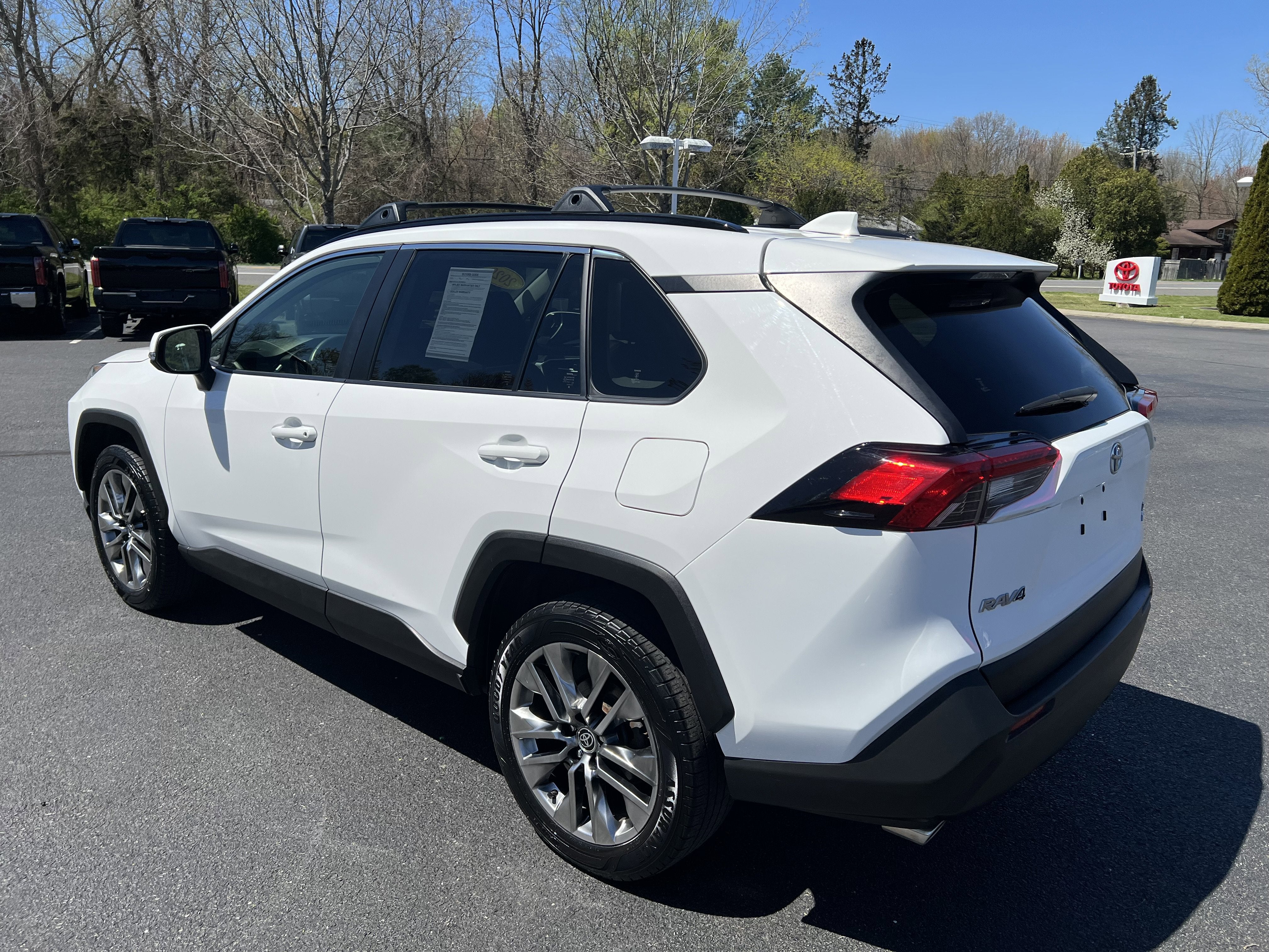 2020 Toyota RAV4 XLE Premium