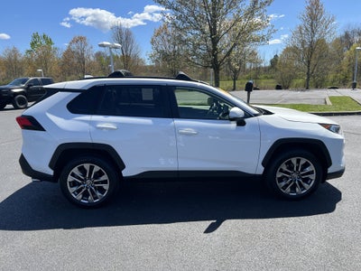 2020 Toyota RAV4 XLE Premium