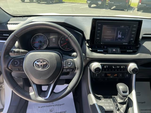 2020 Toyota RAV4 XLE Premium