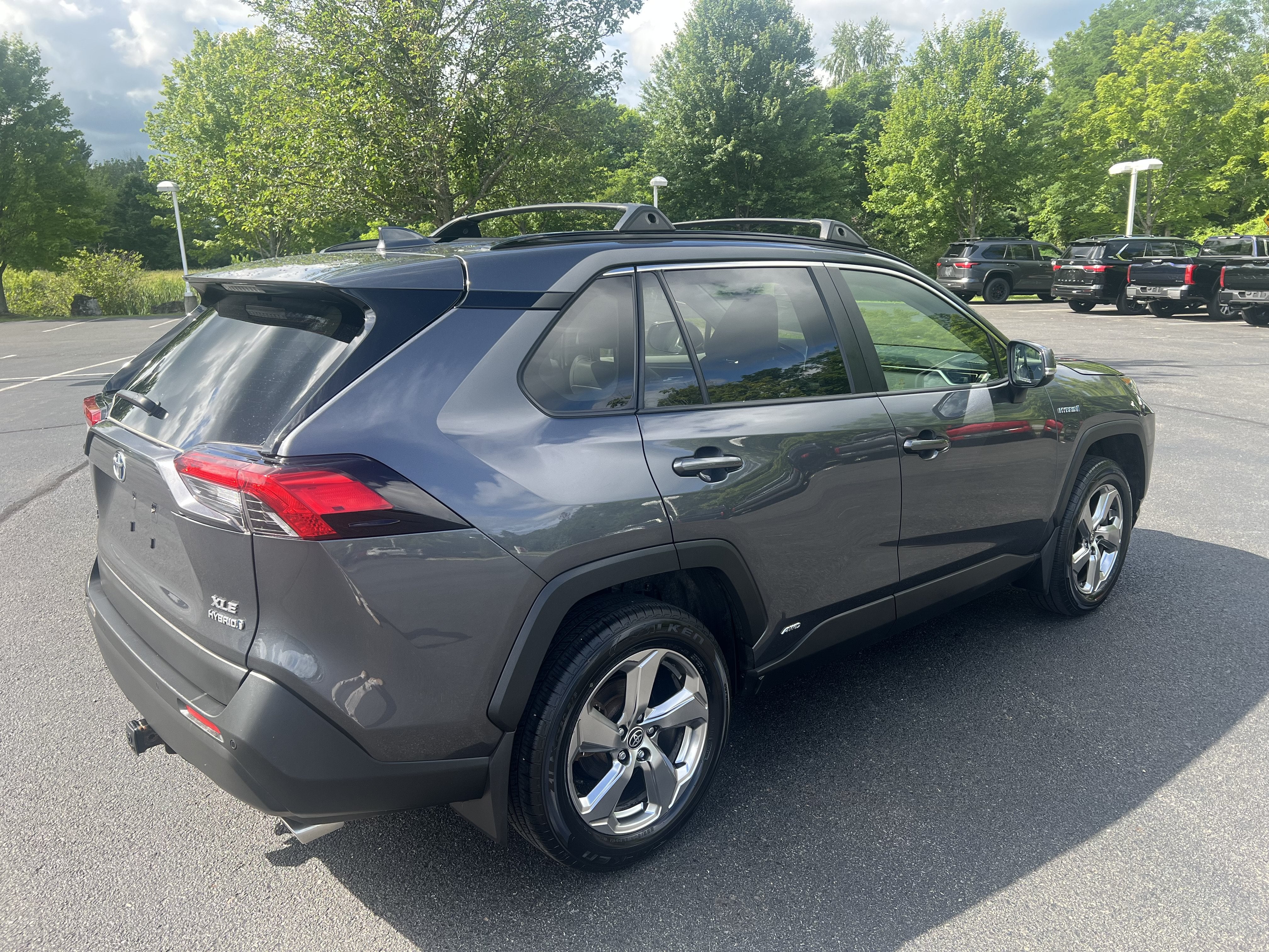 2021 Toyota RAV4 Hybrid XLE Premium