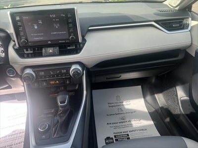 2021 Toyota RAV4 Hybrid XLE Premium