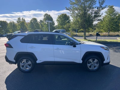 2023 Toyota RAV4 Hybrid LE