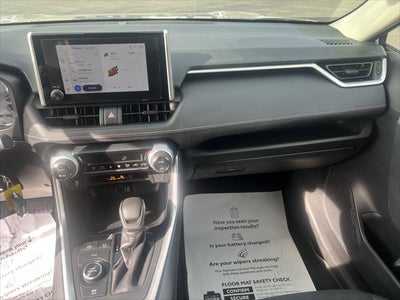 2025 Toyota RAV4 Hybrid LE