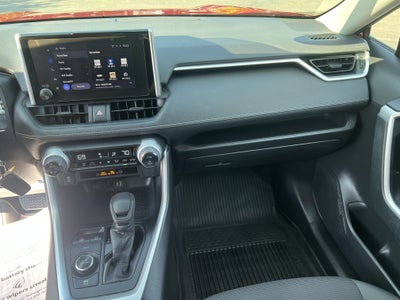 2023 Toyota RAV4 Hybrid LE