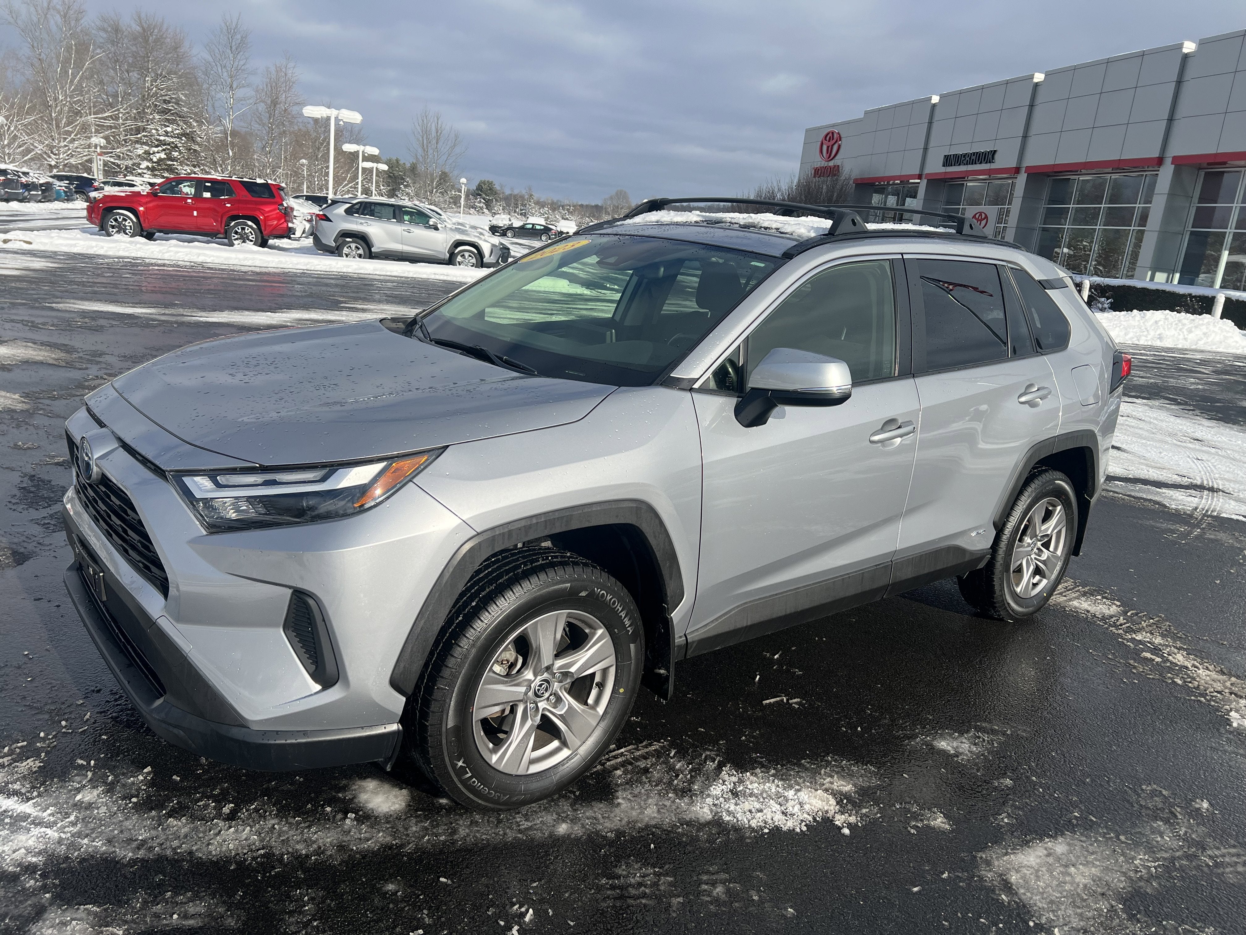 2023 Toyota RAV4 Hybrid XLE