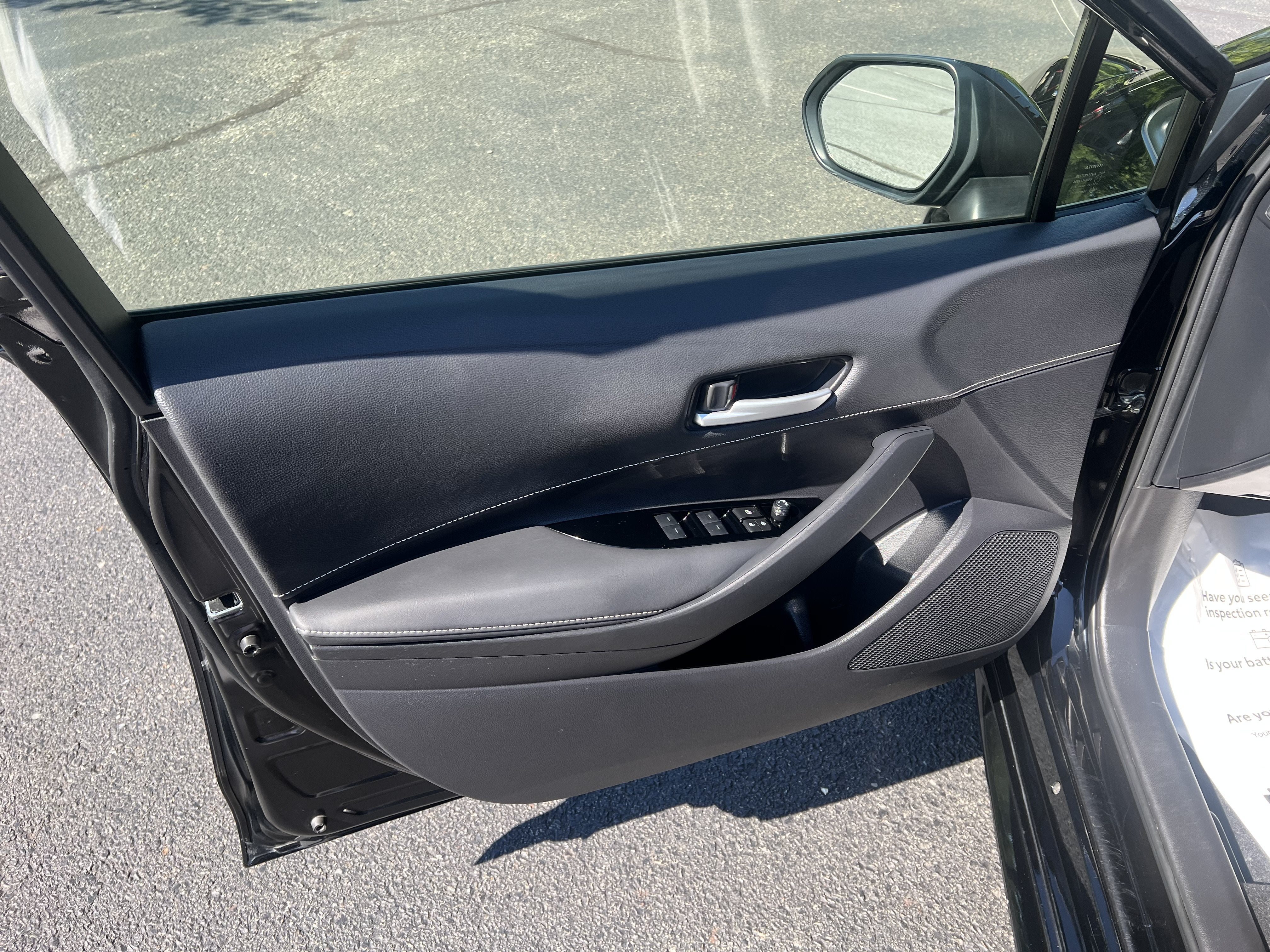 2024 Toyota Corolla Hatchback SE