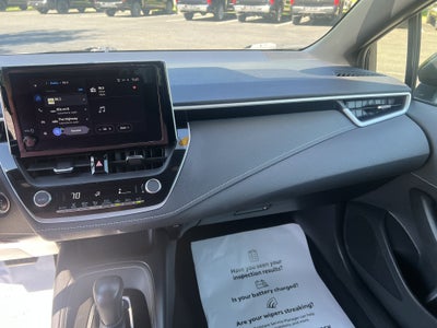 2024 Toyota Corolla Hatchback SE