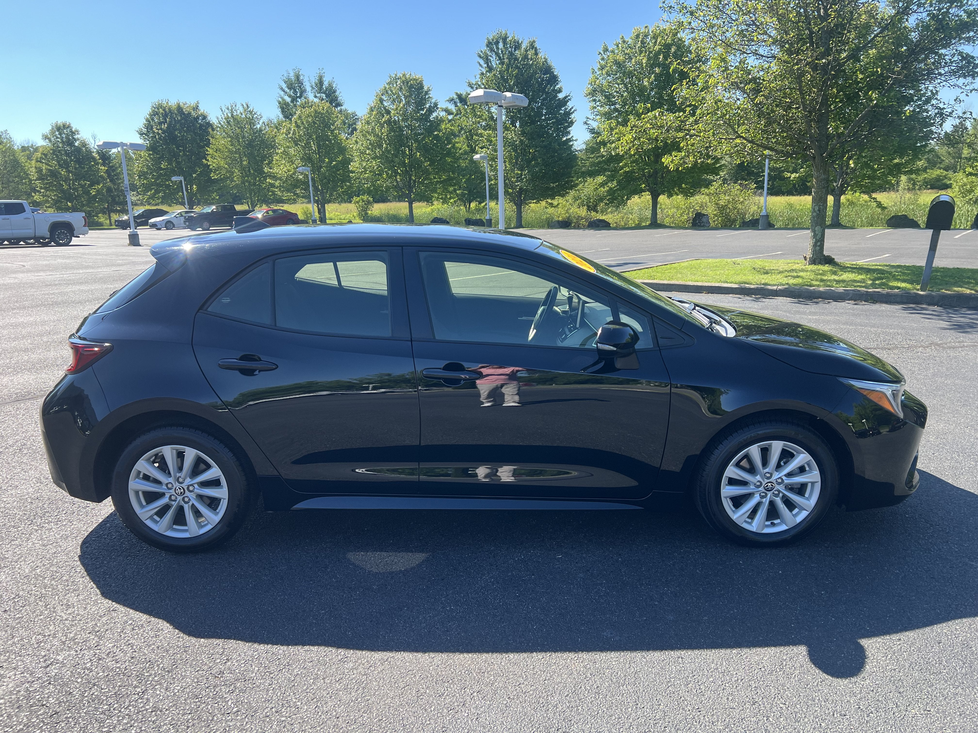 2024 Toyota Corolla Hatchback SE