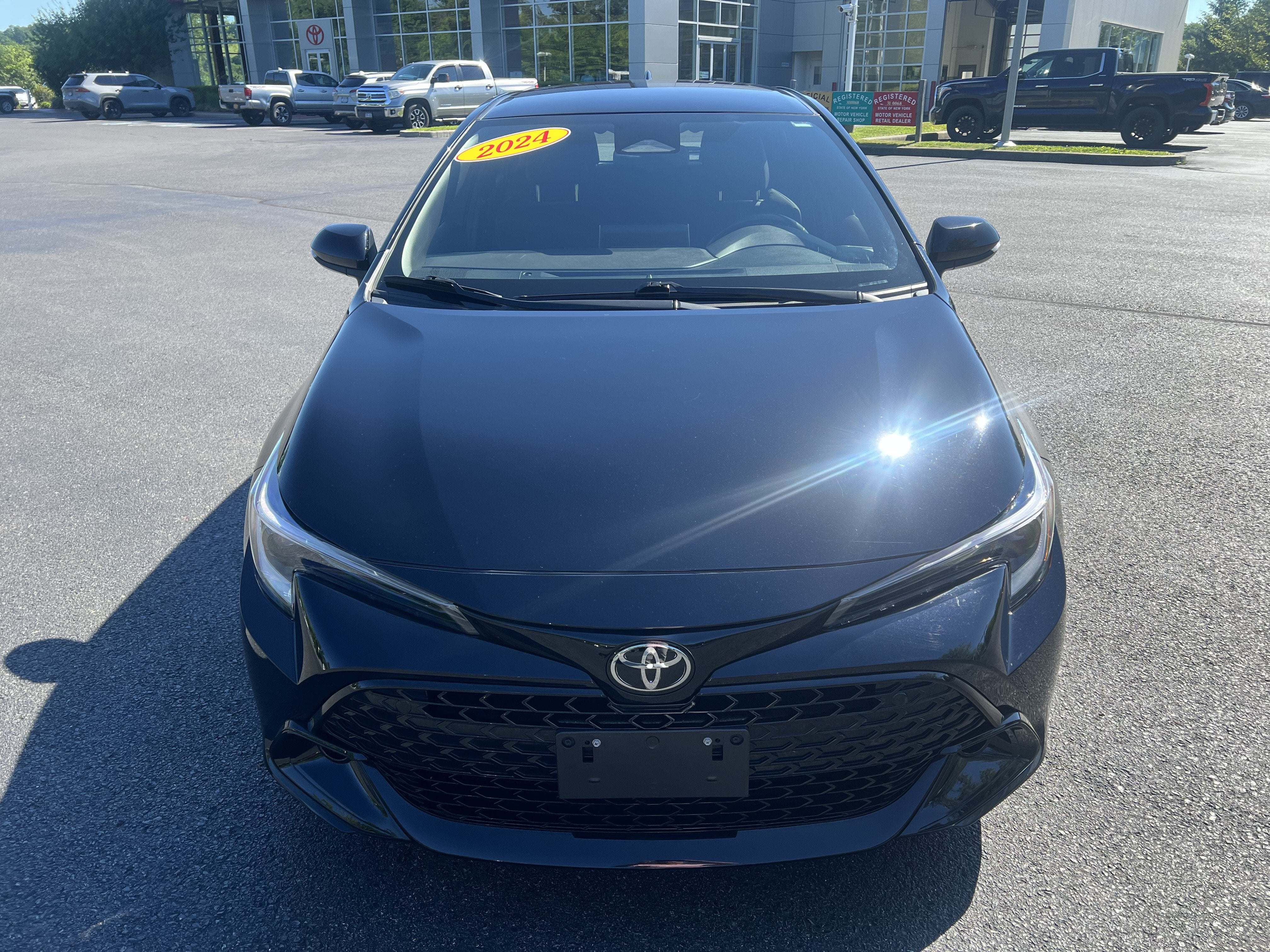 2024 Toyota Corolla Hatchback SE